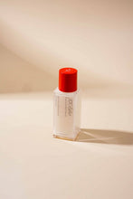 Load image into Gallery viewer, VOGUE Hong Kong (12 Print Issues in Hong Kong) + 1x KK Éclat Skin Care Set